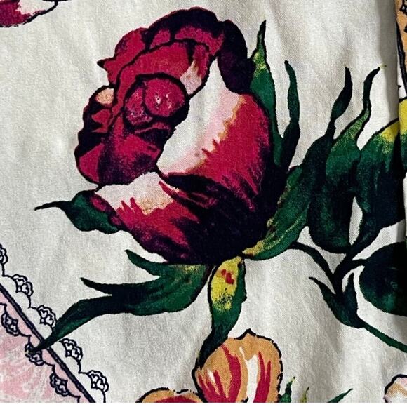 Chicos Size 2 Silky Soft Floral Tiles Tunic Chest Pockets Hi Lo Blouse Top - Picture 7 of 10